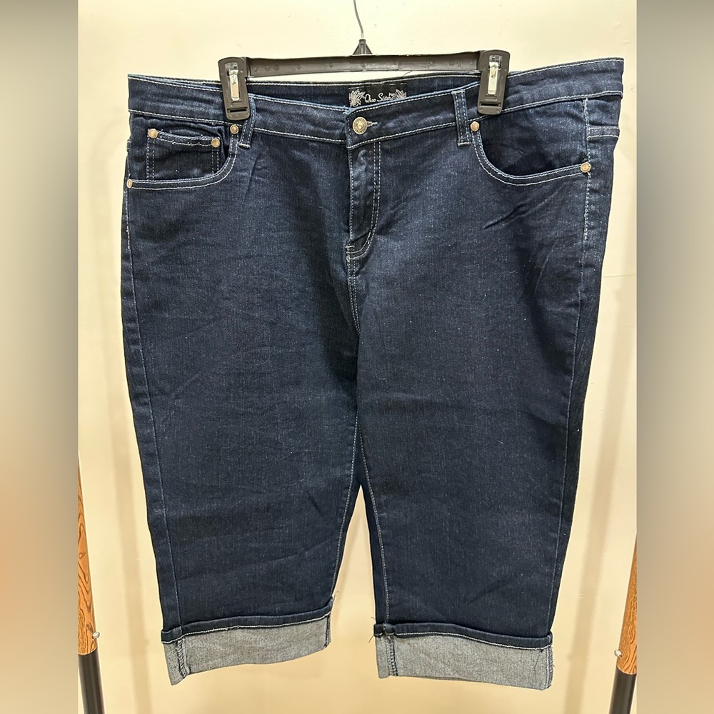 Dark Blue Denim Capris